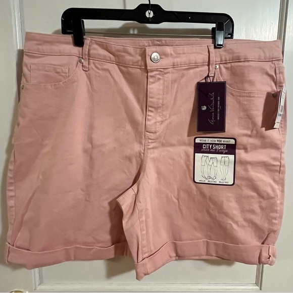 Gloria Vanderbilt Pants - Gloria Vanderbilt City Short Pink Women’s Plus All American Slimming Effect